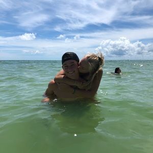 Meet your Posher, Ty